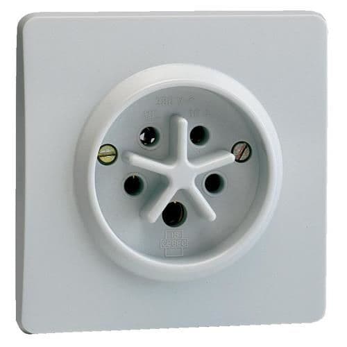 Socket 16A 3 poles + N + E wiring accessories vue 1