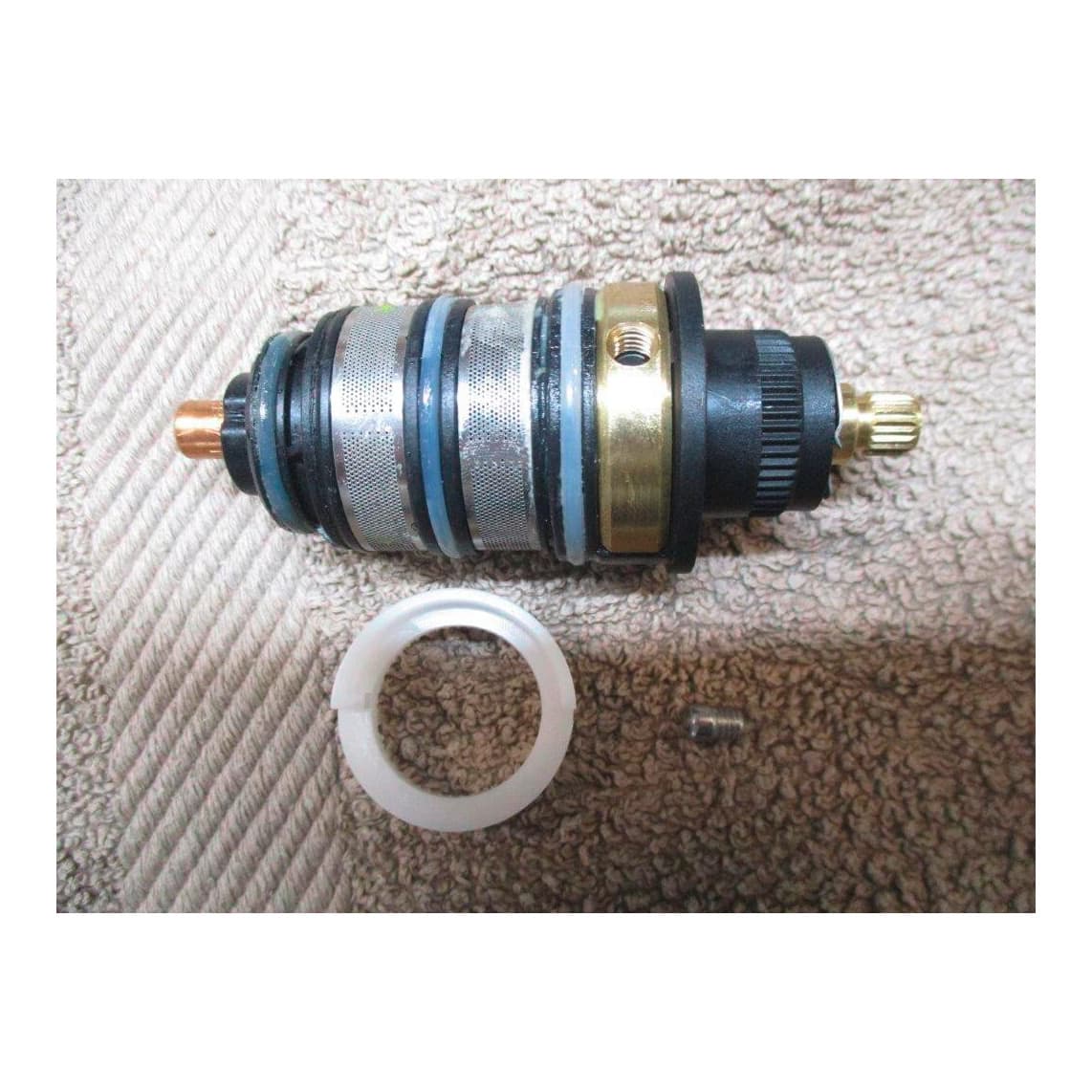 01768 Cartouche thermostatique, entre autres pour 60046