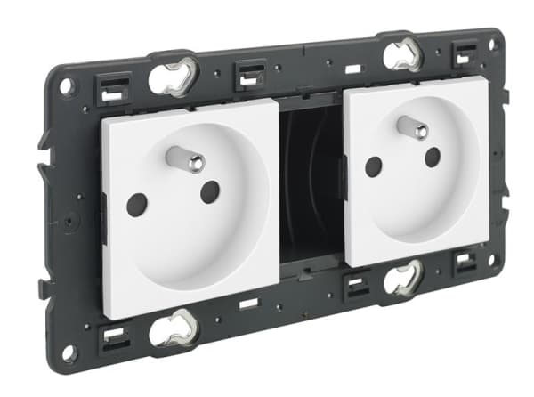 Valena prise 2 x 2 pôles + T précâblée appareil complet Blanc à vis
