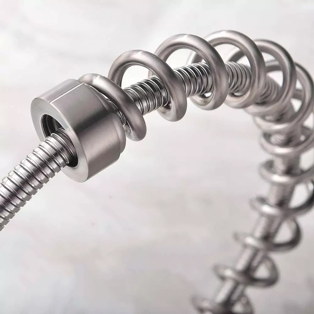 ALONI Kitchen Mixer Tap With Pull-Out Spray - Chrome