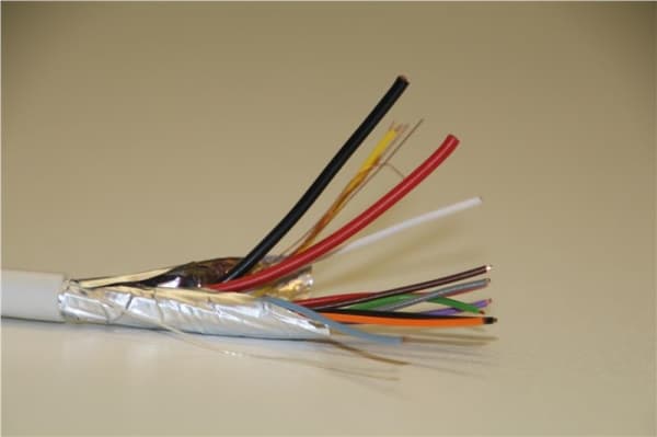 Câble d'alarme 2 x 0.75 + 8 x 0.22 sur bobine classe CPR: ECA