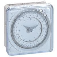 Interrupteur horaire - 24 heures 1 sortie analogique 230V - en saillie