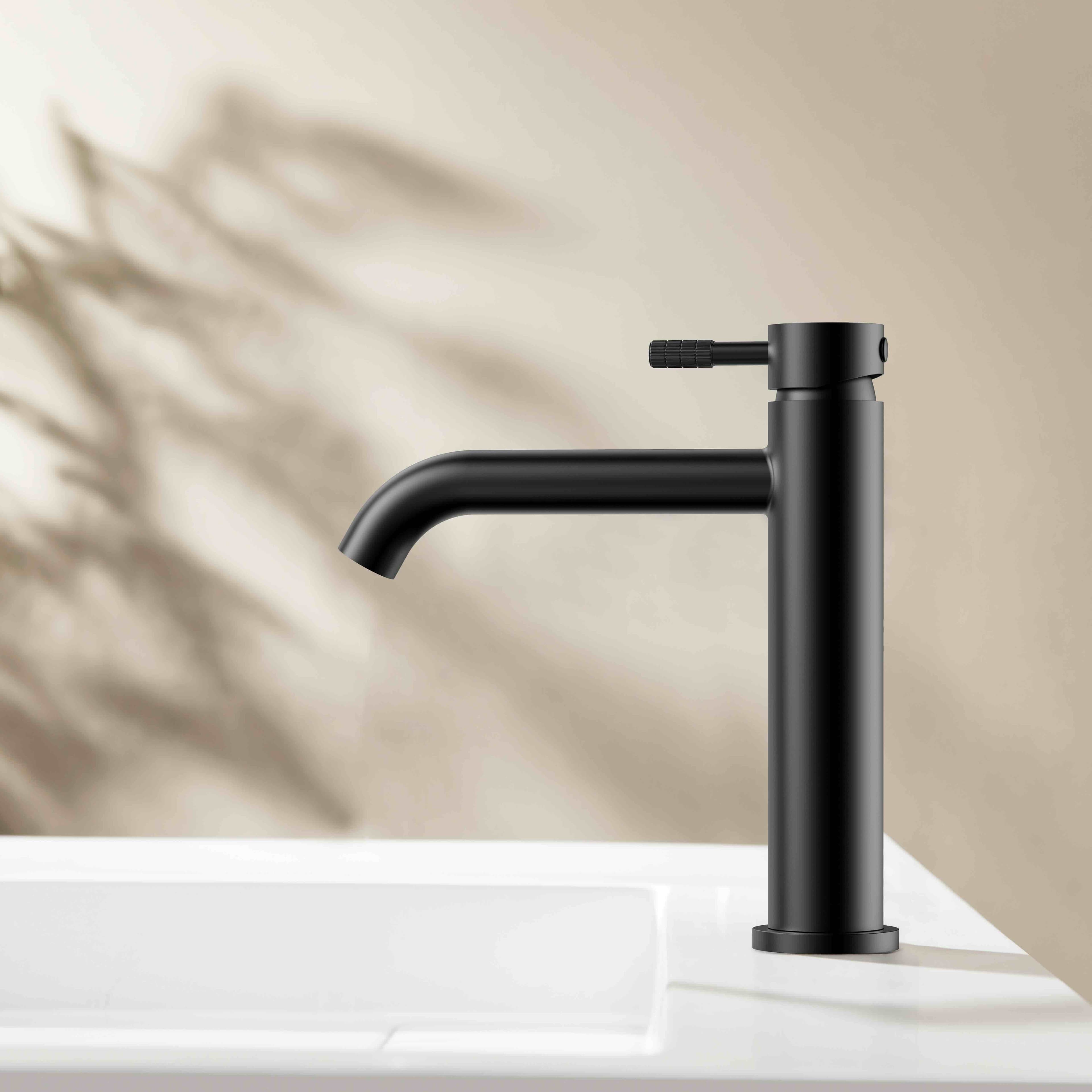Stria mitigeur lavabo – démarrage à froid – Poignée avec structure striée raffinée – sans bonde – Noir mat (pvd)