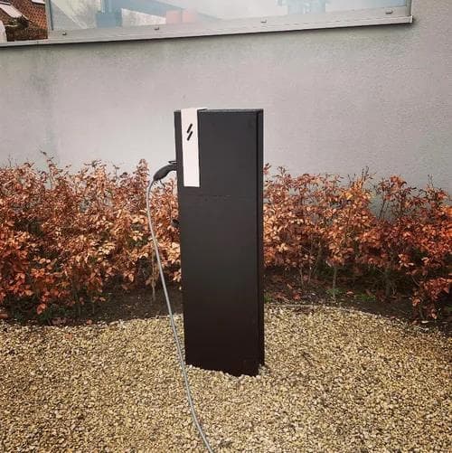 Station de charge intelligente Noir montage au sol - 1 x  22kW - sans câble BPS2 LITE
