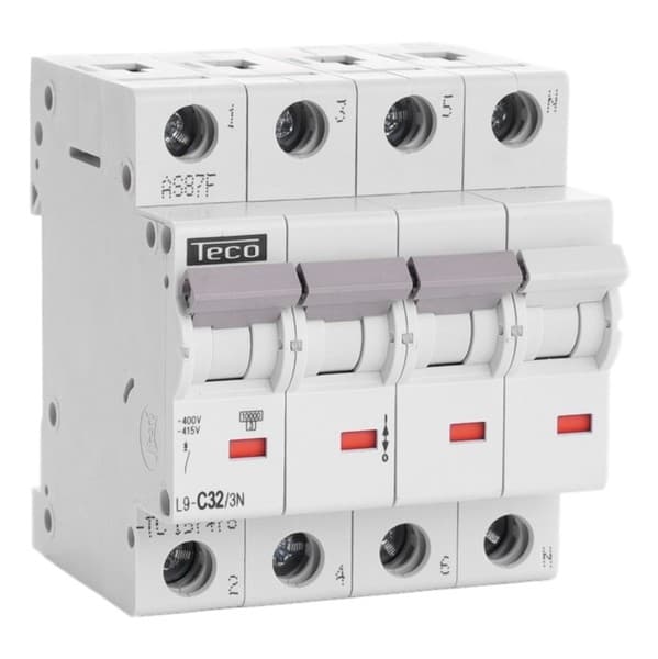 Disjoncteur 3 pôles + N 32A 10kA courbe C