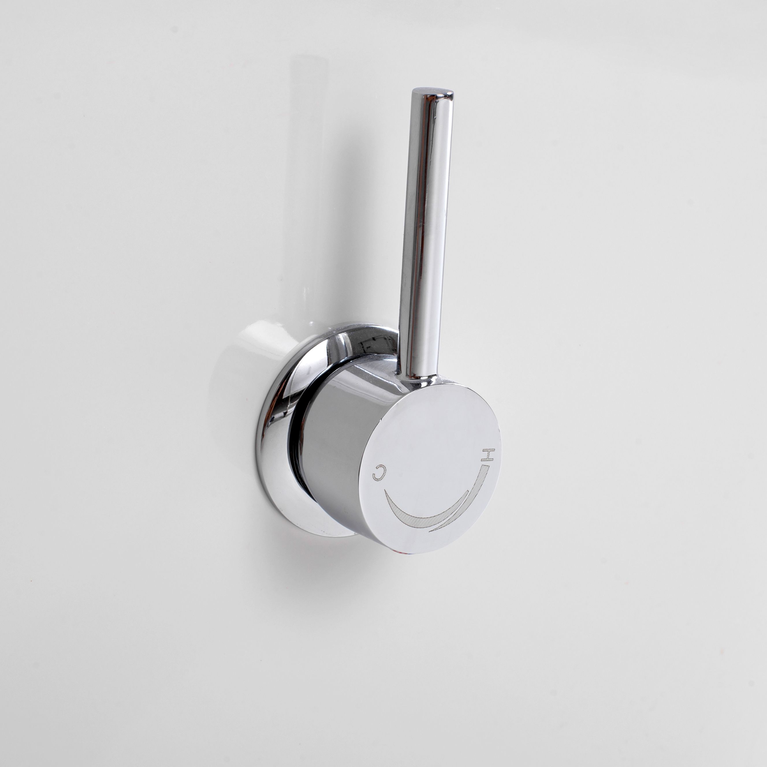 ALONI PRO WC SUSPENDU AVEC BIDET – TORNADO FLUSH – SANS BRIDE – AVEC ROBINET DE BIDET EAU CHAUDE ET FROIDE – AVEC ABATTANT – 52,5 CM – BLANC BRILLANT vue 5