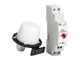 GLX + Q interrupteur créprusculaire 16A 1NO 1 module