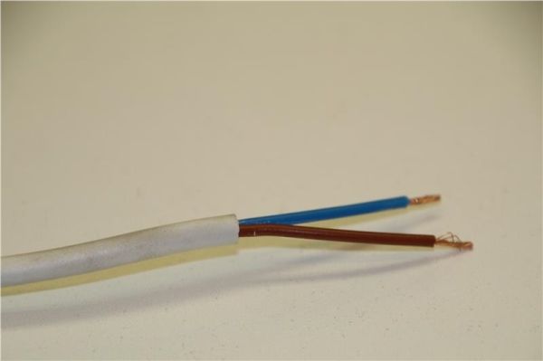 Vtmb 2 x 1 Blanc (H05VV-F) en rouleau de 100m