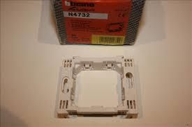 Support 2 modules light entr'axe 57mm - fixation vis