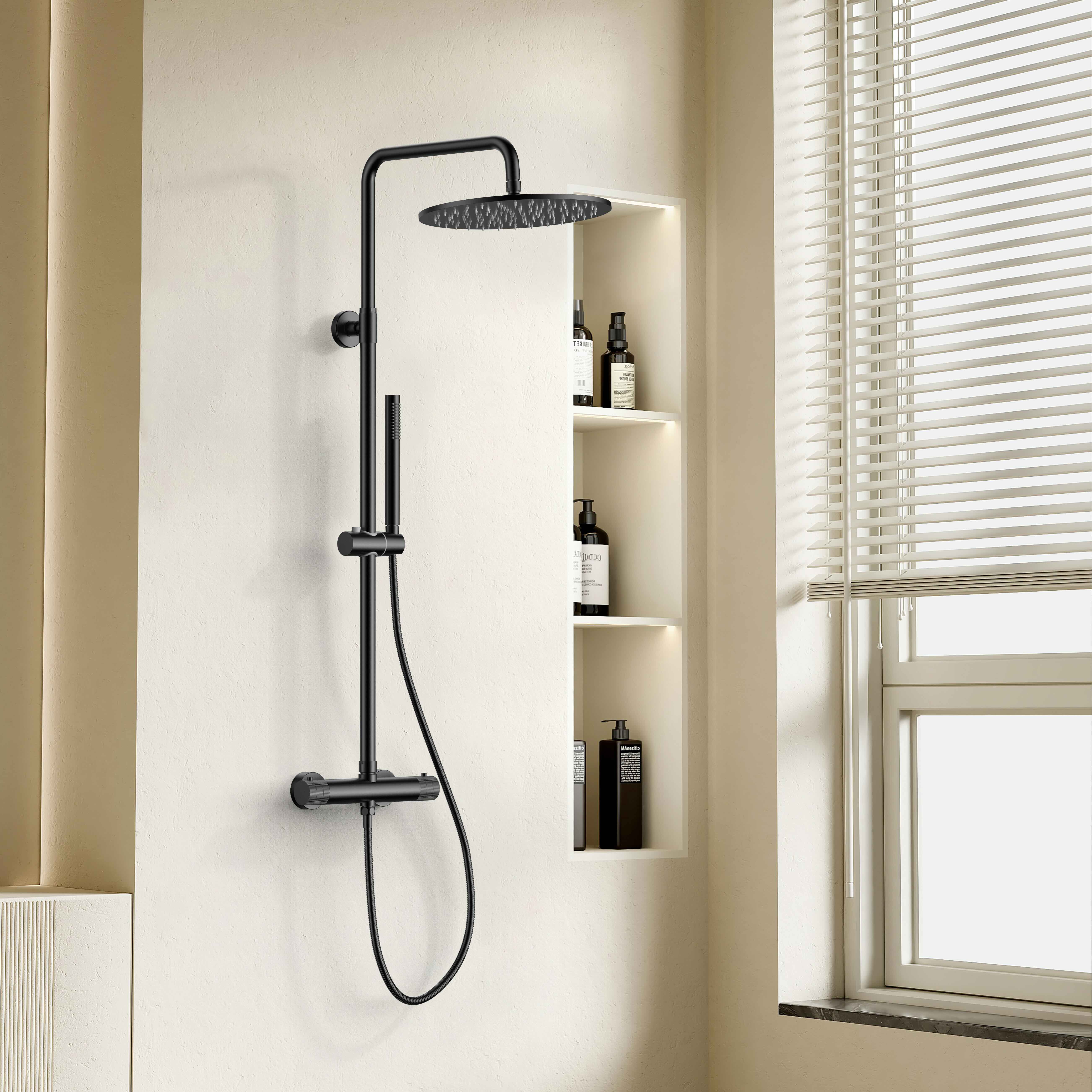 STRIA ENSEMBLE DE DOUCHE PLUIE – THERMOSTATIQUE – COOL TOUCH – DOUCHE DE TÊTE 30 CM – MONTAGE APPARENTE – BOUTONS S AVEC STRUCTURE STRIÉE RAFFINÉE – BELGAQUA NOIR MAT (PVD)