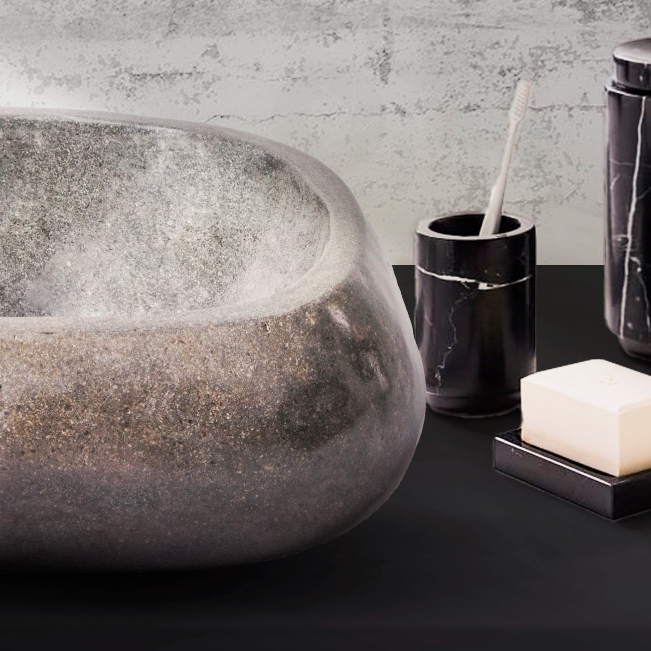 VASQUE EN PIERRE DE RIVIÈRE NATURELLE ENTIÈREMENT POLIE - NOIR 30-35X15X1,5CM